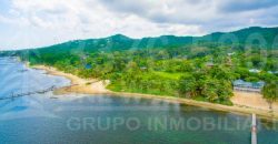 Sandy Bay Beachfront Property In Roatan