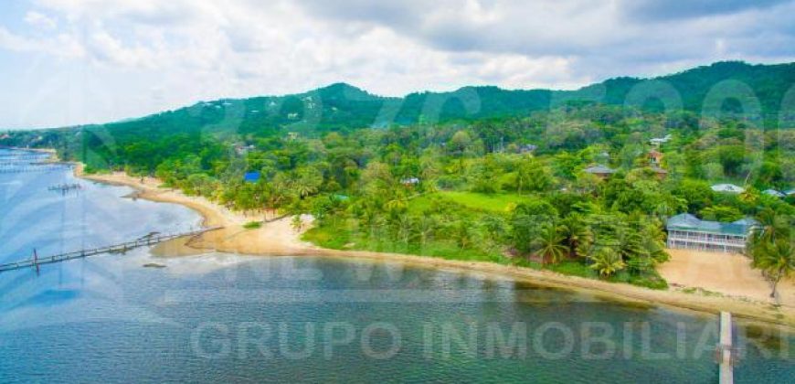 Sandy Bay Beachfront Property In Roatan