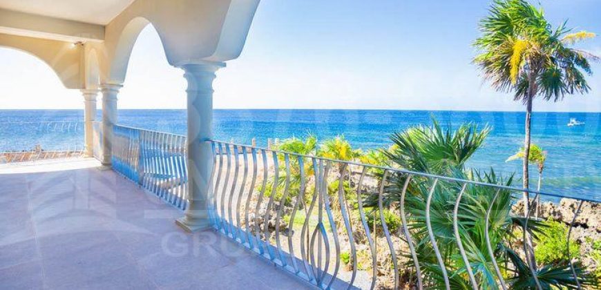 West End, Roatán, Oceanfront Condo 2 Iron Shore Pointe