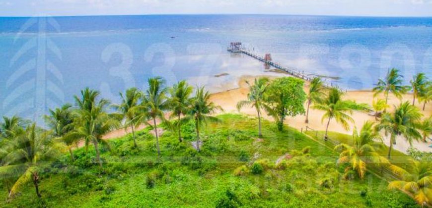 Sandy Bay Beachfront Property In Roatan