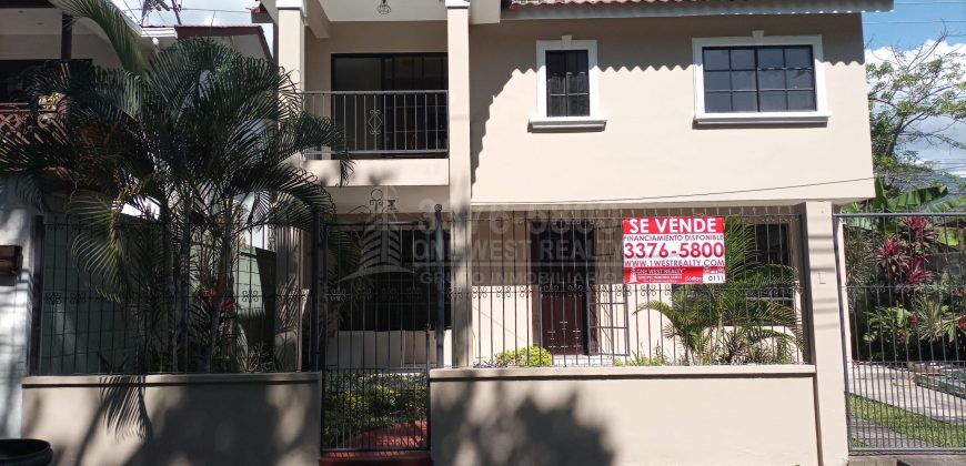 Venta de casa en Villas Mackay en San Pedro Sula Cortés