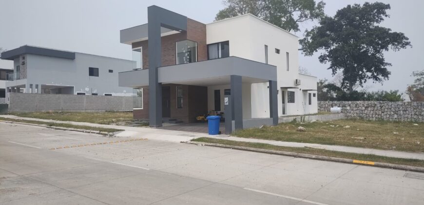 Venta de Terreno en Ciudad Jaraguá San Pedro Sula 481 Varas Cuadradas