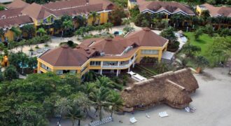 Venta de Villa en La Ceiba Atlántida en Complejo turístico Palma Real
