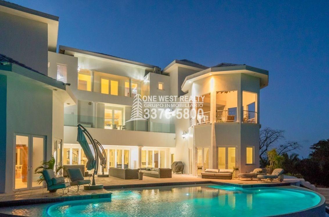 Palmetto Bay, House For Sales Roatan, Honduras