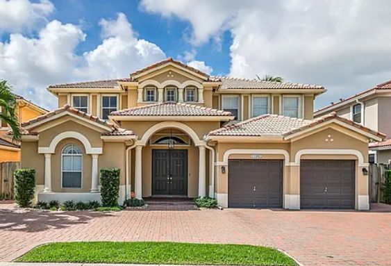 Luxury Home for Sale in Miami, Florida