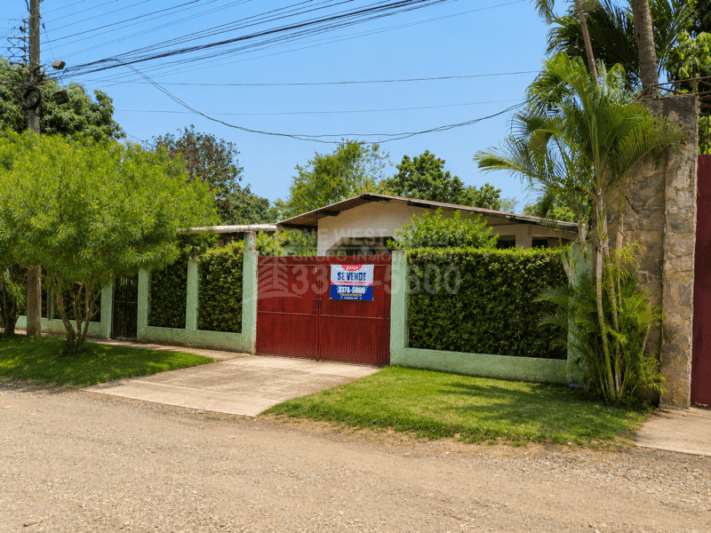 Casa de 5 Habitaciones en Venta en Colonia Moya | Financiamiento Disponible