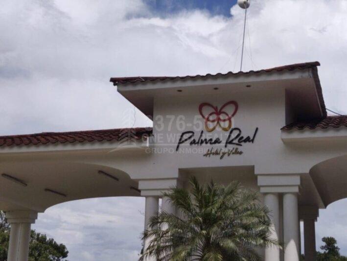 Furnished Three-Bedroom Villa for Sale at Palma Real, La Ceiba